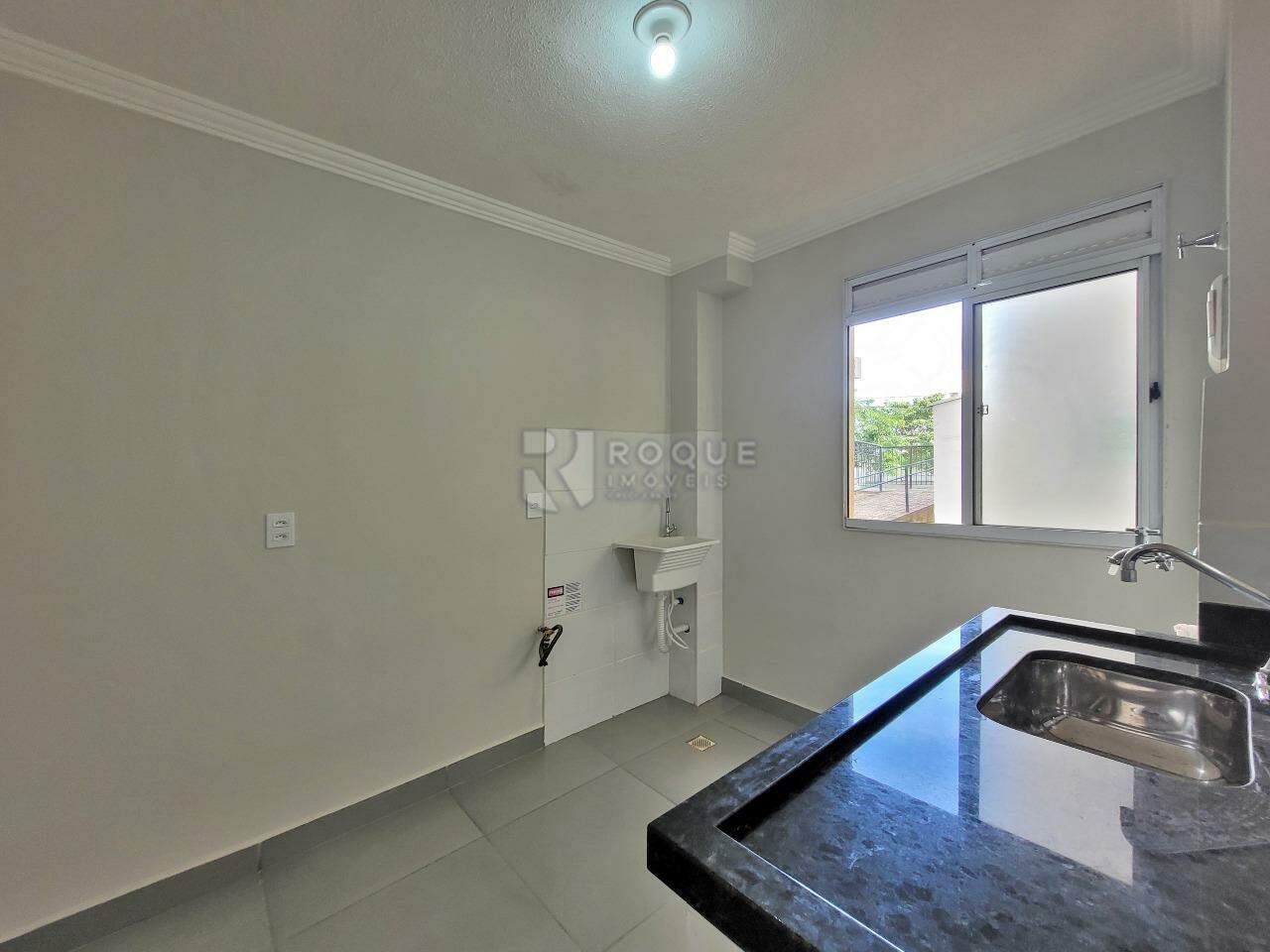 Apartamento à venda no bairro Residencial Costa Verde: LAVANDERIA