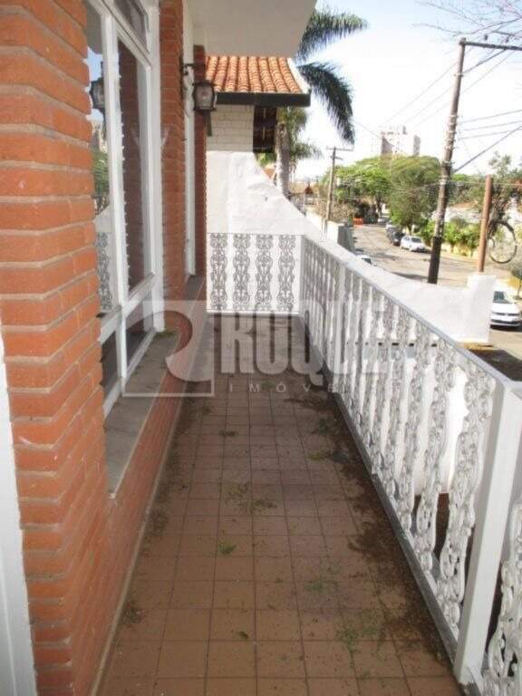 Casa Comercial à venda no bairro Jardim Mercedes: Sacada