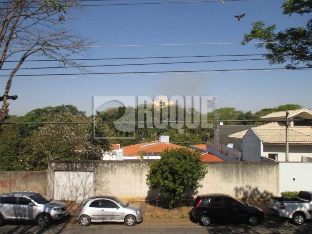 Casa Comercial à venda no bairro Jardim Mercedes: Vista da casa