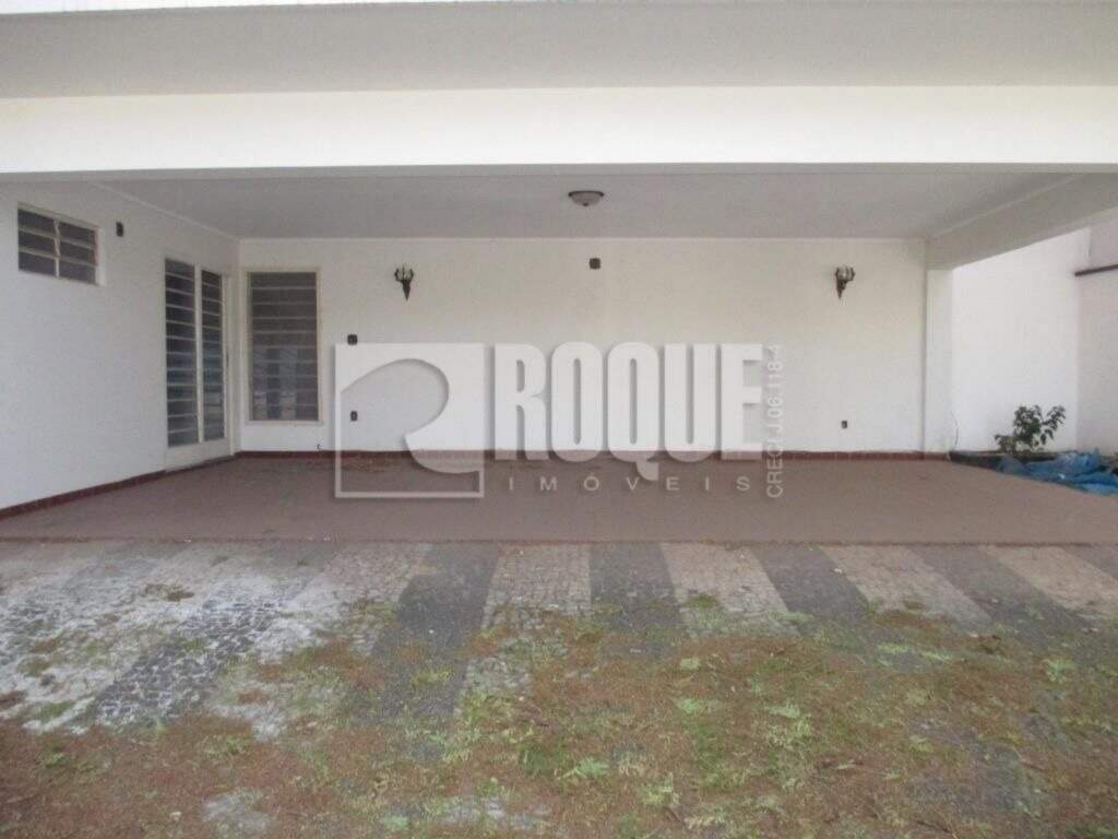 Casa Comercial à venda no bairro Jardim Mercedes: Garagem