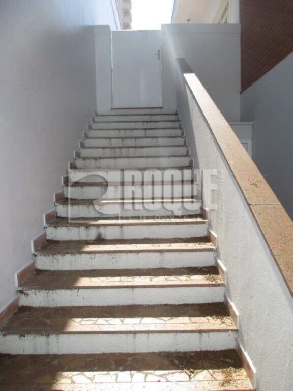 Casa Comercial à venda no bairro Jardim Mercedes: Acesso casa