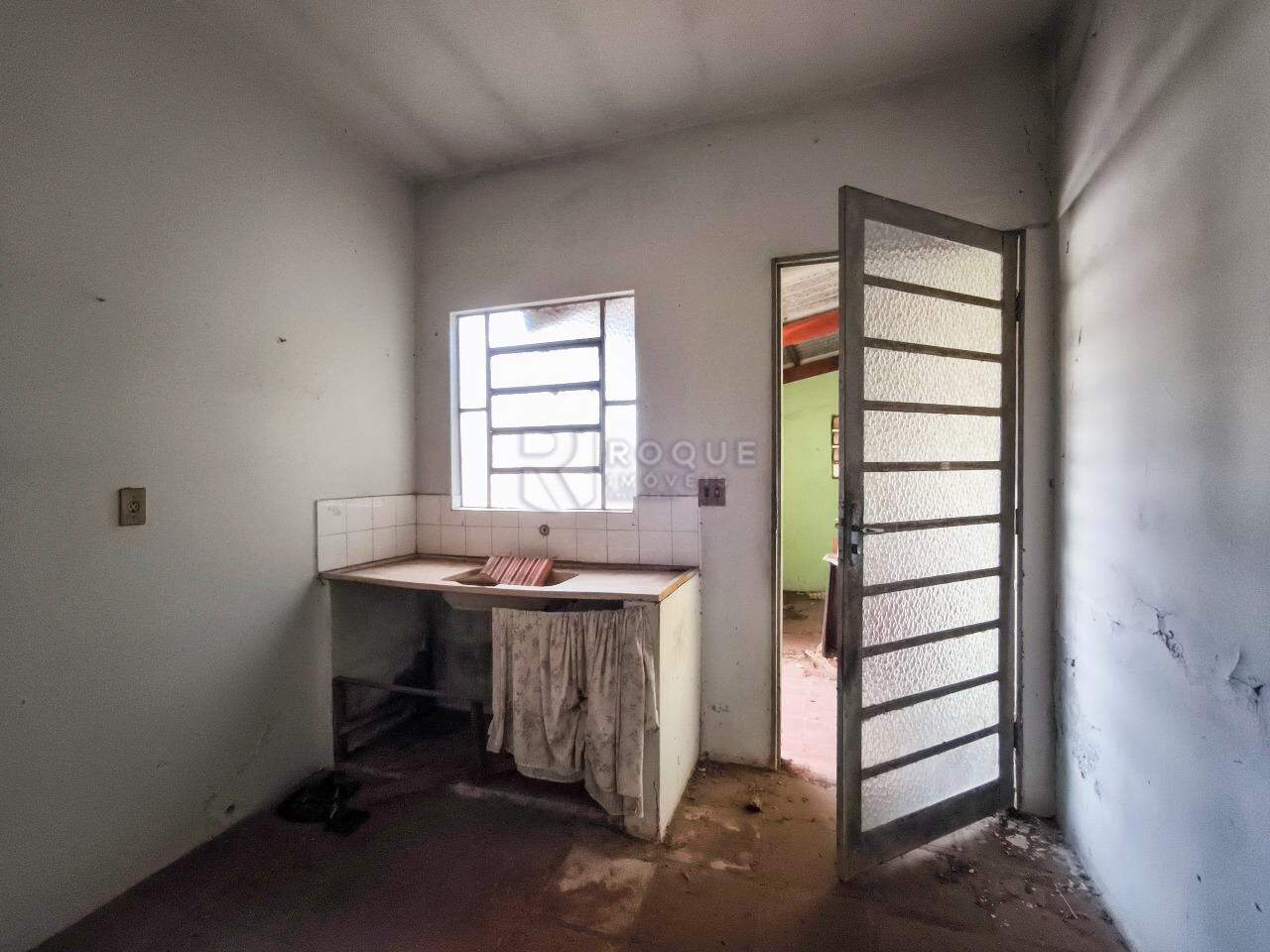 Terreno à venda no bairro Jardim Barão de Limeira: COZINHA