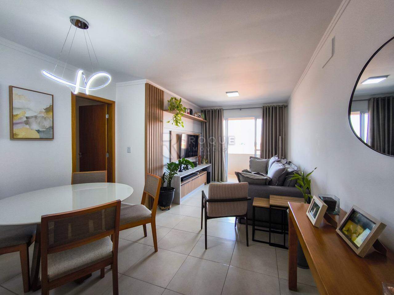 Apartamento à venda no bairro Centro: SALA DE JANTAR