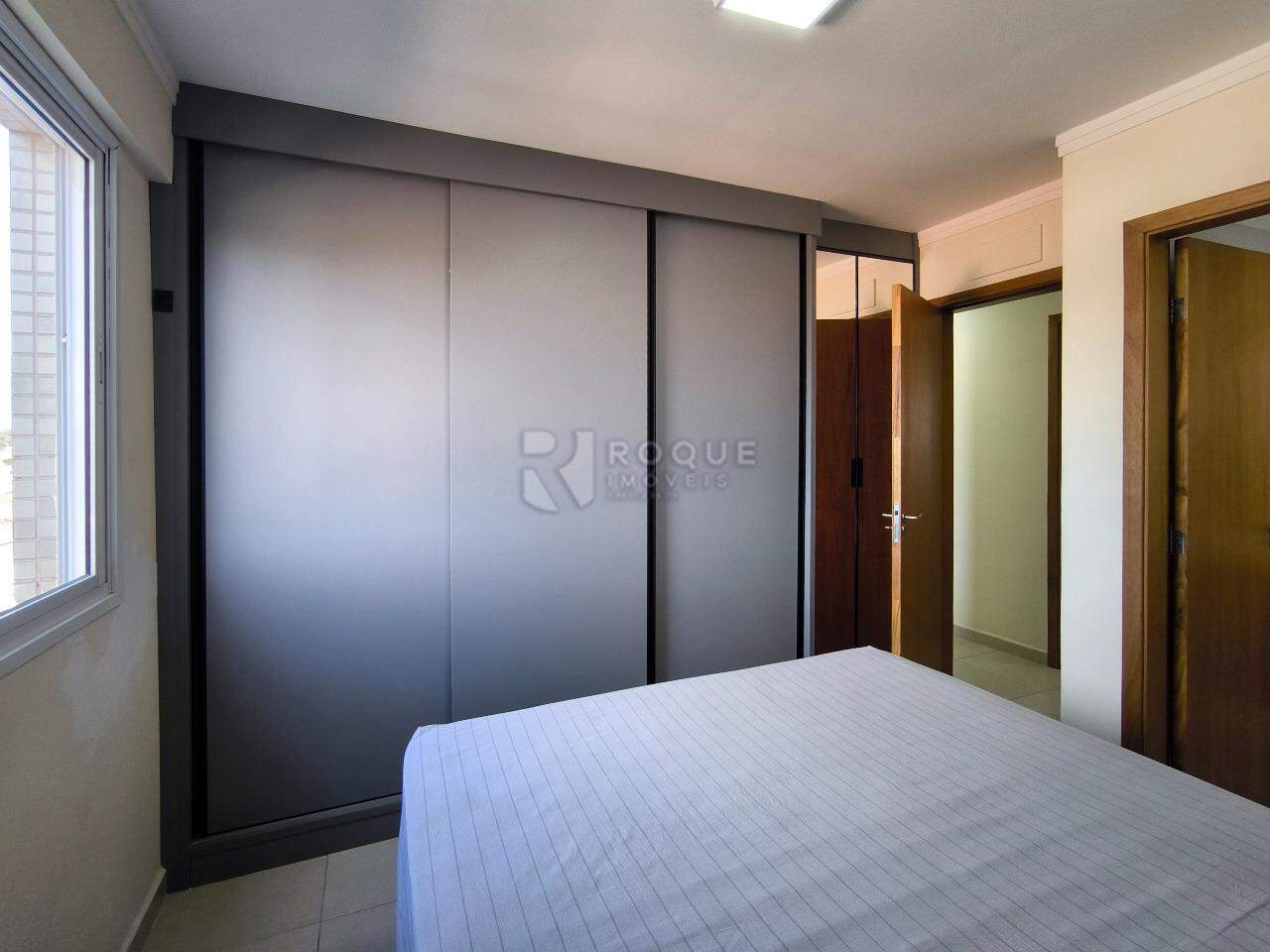 Apartamento à venda no bairro Centro: SUÍTE 1