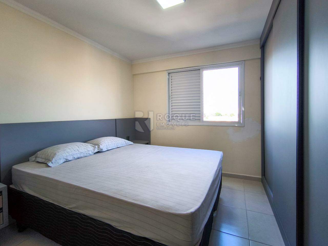 Apartamento à venda no bairro Centro: SUÍTE 1