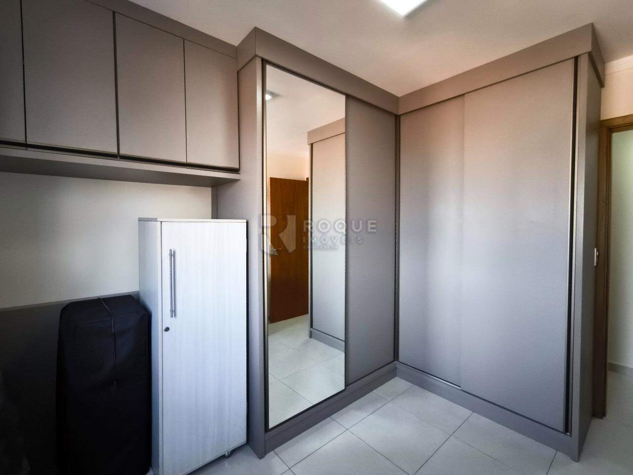 Apartamento à venda no bairro Centro: SUÍTE 1