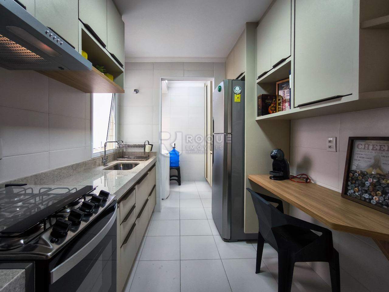 Apartamento à venda no bairro Centro: COZINHA