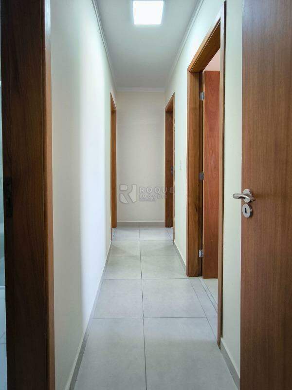 Apartamento à venda no bairro Centro: CORREDOR INTERNO