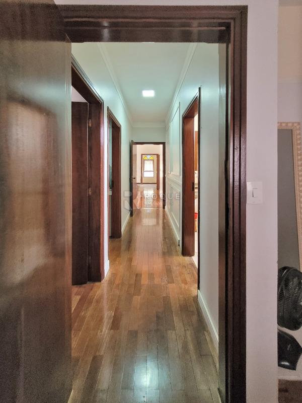 Casa Residencial à venda no bairro Vila Piza: CORREDOR INTERNO 