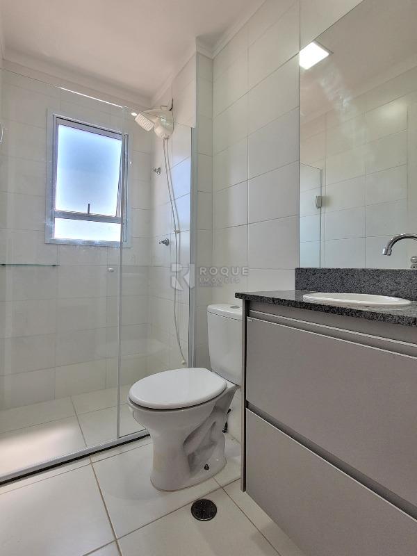 Apartamento à venda no bairro Jardim Senador Vergueiro: BANHEIRO SUÍTE