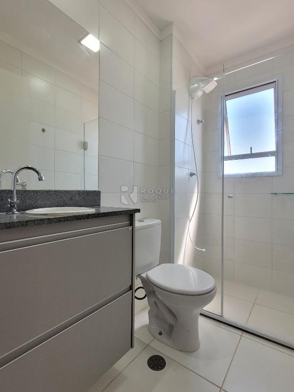 Apartamento à venda no bairro Jardim Senador Vergueiro: BANHEIRO SOCIAL