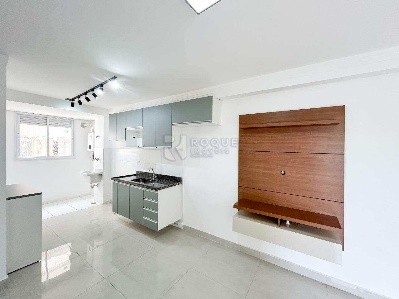 Apartamento para aluguel no bairro Jardim Trevo: Sala / Cozinha