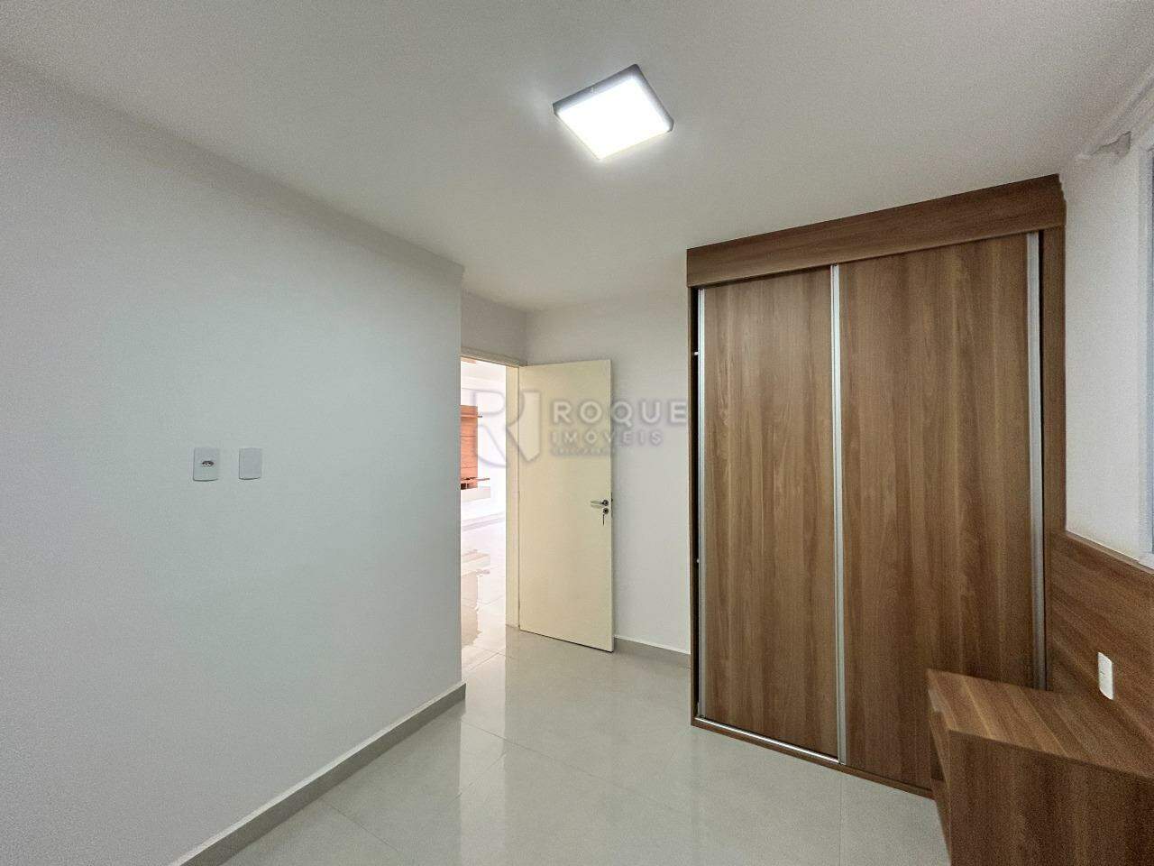 Apartamento para aluguel no bairro Jardim Trevo: Dormitório 2