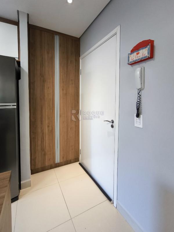 Apartamento à venda no bairro Vila Limeiranea: HALL DE ENTRADA