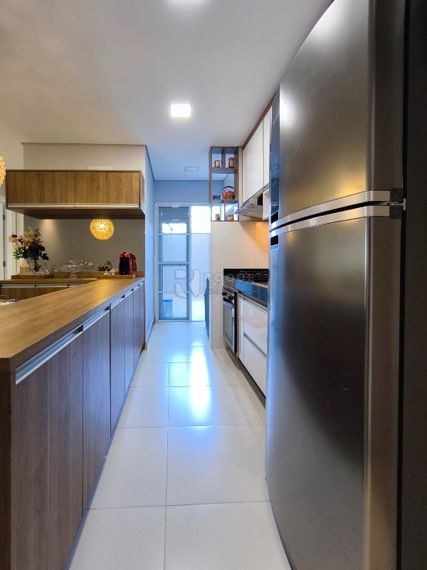 Apartamento à venda no bairro Vila Limeiranea: COZINHA