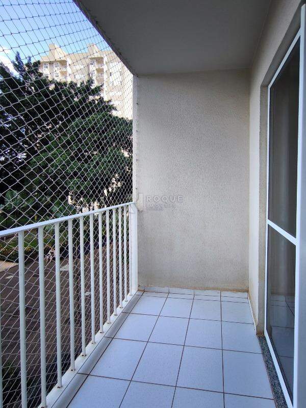 Apartamento para aluguel no bairro Jardim Esmeralda: SACADA