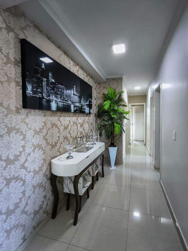 Apartamento para aluguel no bairro Jardim Esmeralda: CORREDOR INTERNO