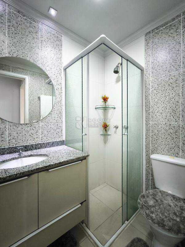 Apartamento para aluguel no bairro Jardim Esmeralda: BANHEIRO SOCIAL