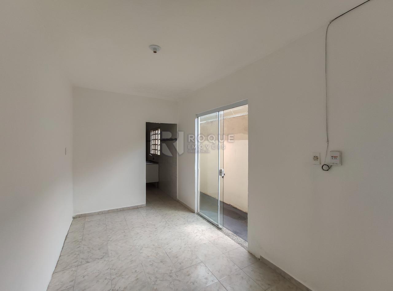 Casa Residencial à venda no bairro Jardim Gustavo Pecinini: Sala 