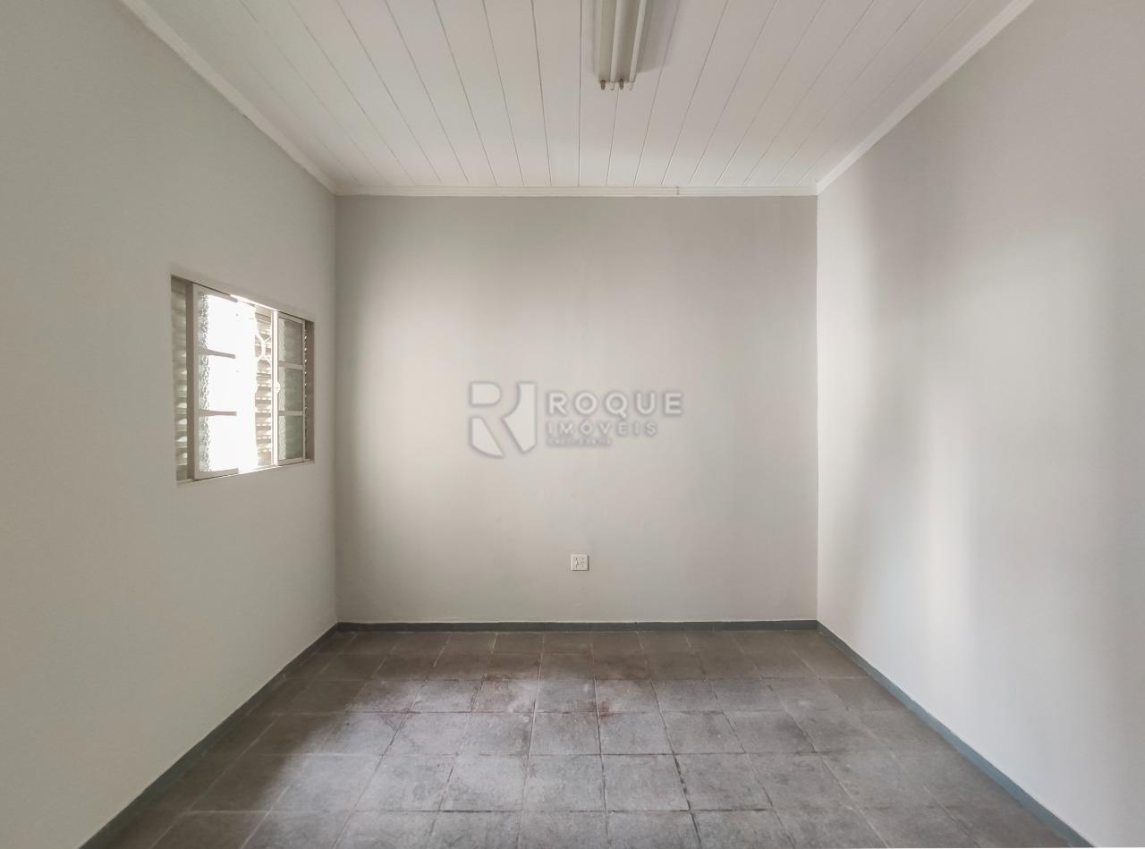 Casa Comercial à venda no bairro Centro: Sala 4