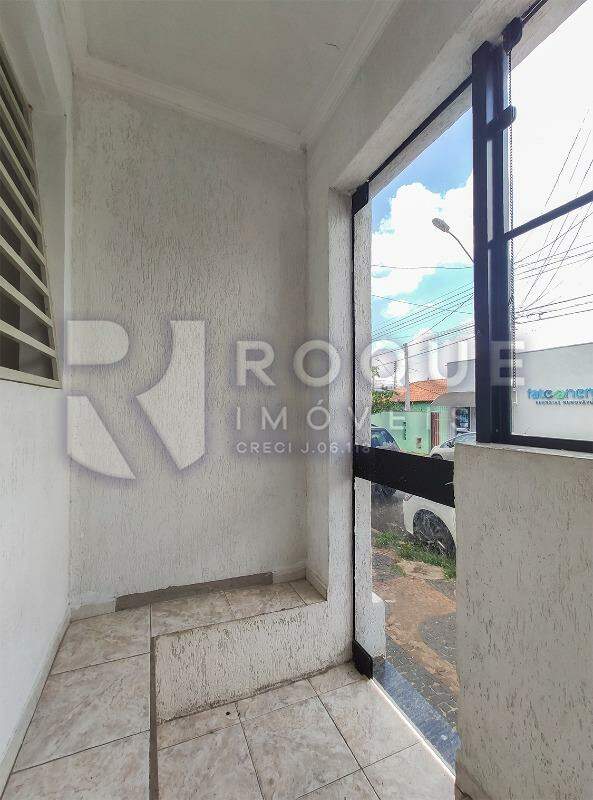 Casa Residencial à venda no bairro Vila Cristovam: Acesso