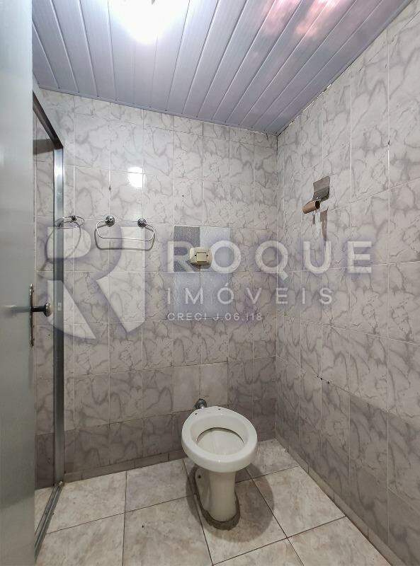 Casa Residencial à venda no bairro Vila Cristovam: WC