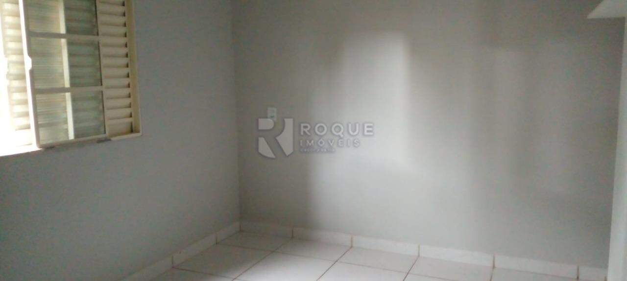 Casa Residencial para aluguel no bairro Vila Cristovam: DORMITORIO 01