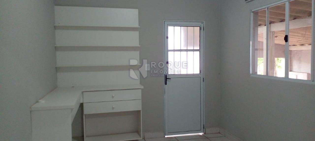 Casa Residencial para aluguel no bairro Vila Cristovam: SALA