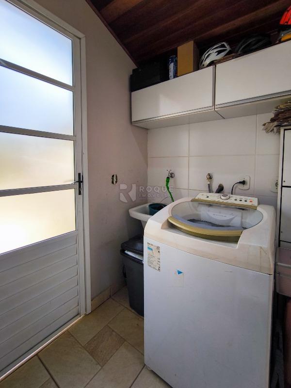 Casa em condomínio à venda no bairro Residencial Itamaracá: LAVANDERIA