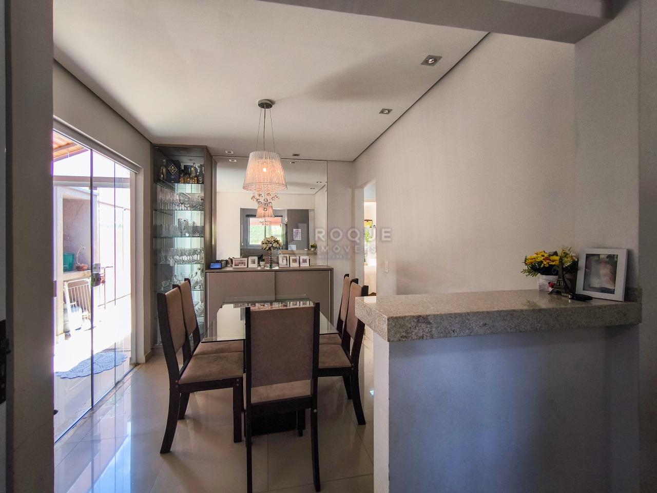 Casa em condomínio à venda no bairro Residencial Itamaracá: SALA DE JANTAR