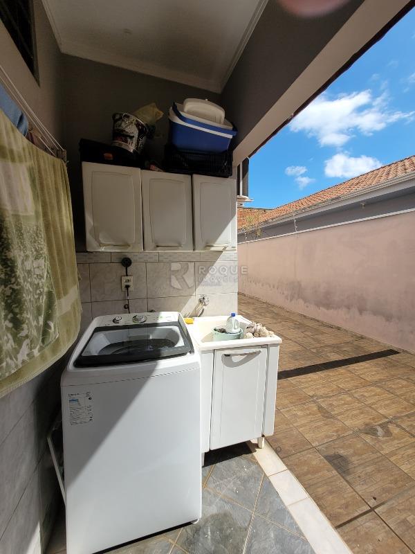 Casa Residencial à venda no bairro Jardim Santa Adélia: LAVANDERIA