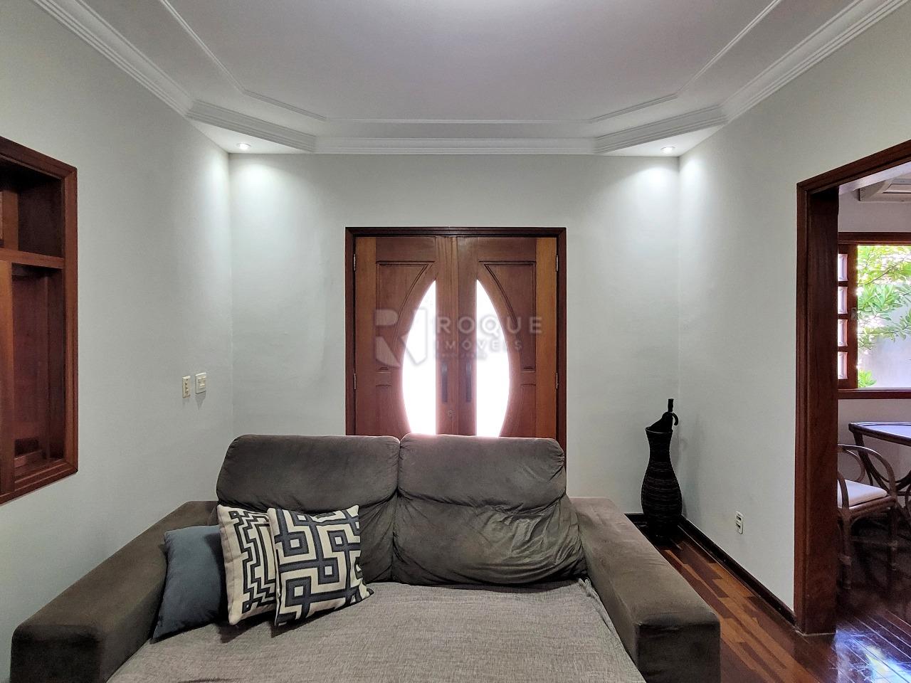 Casa Residencial à venda no bairro Jardim das Laranjeiras: SALA
