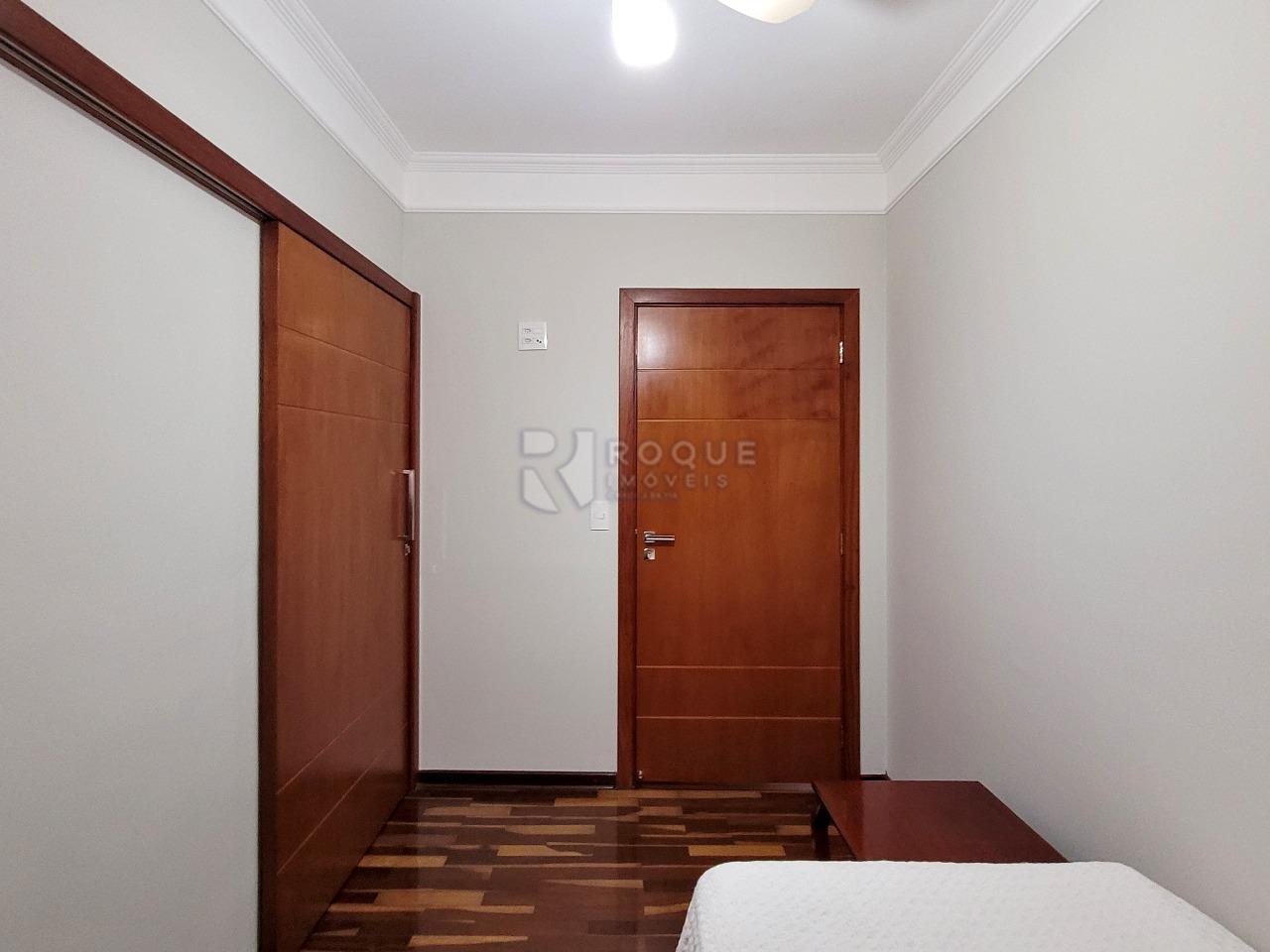 Casa Residencial à venda no bairro Jardim das Laranjeiras: DORMITÓRIO 1