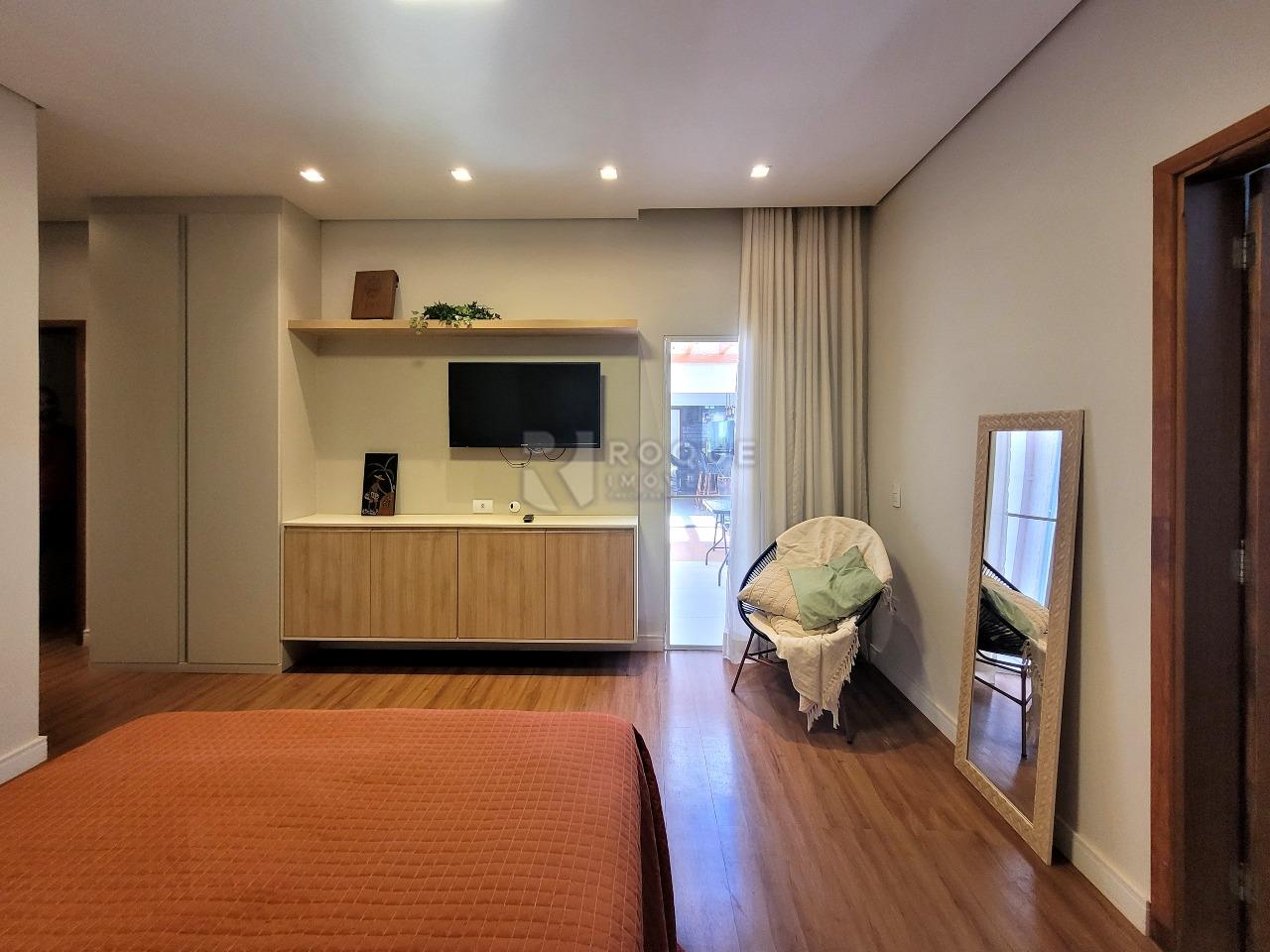 Casa em condomínio à venda no bairro Residenciais Fazenda Itapema: SUÍTE