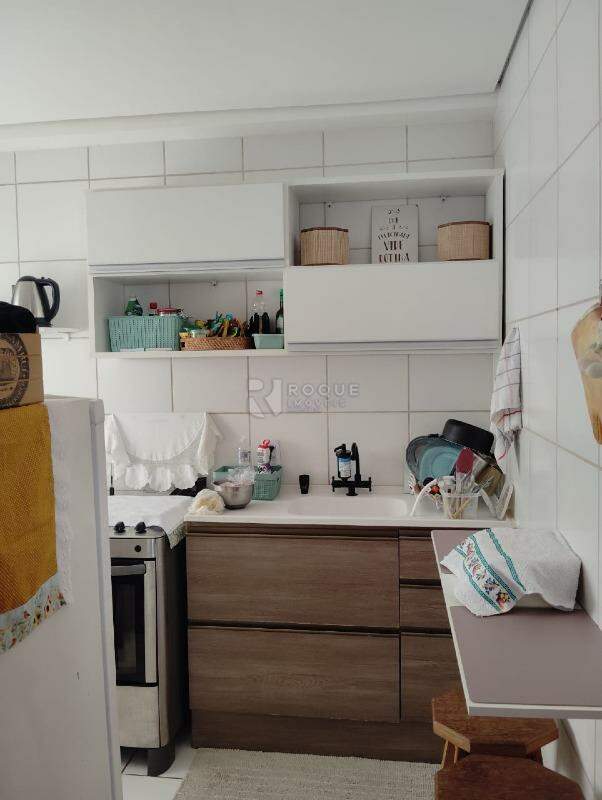 Apartamento à venda no bairro Condomínio Varandas I: 