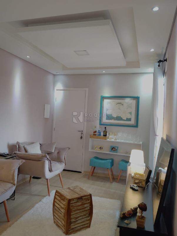 Apartamento à venda no bairro Condomínio Varandas I: 