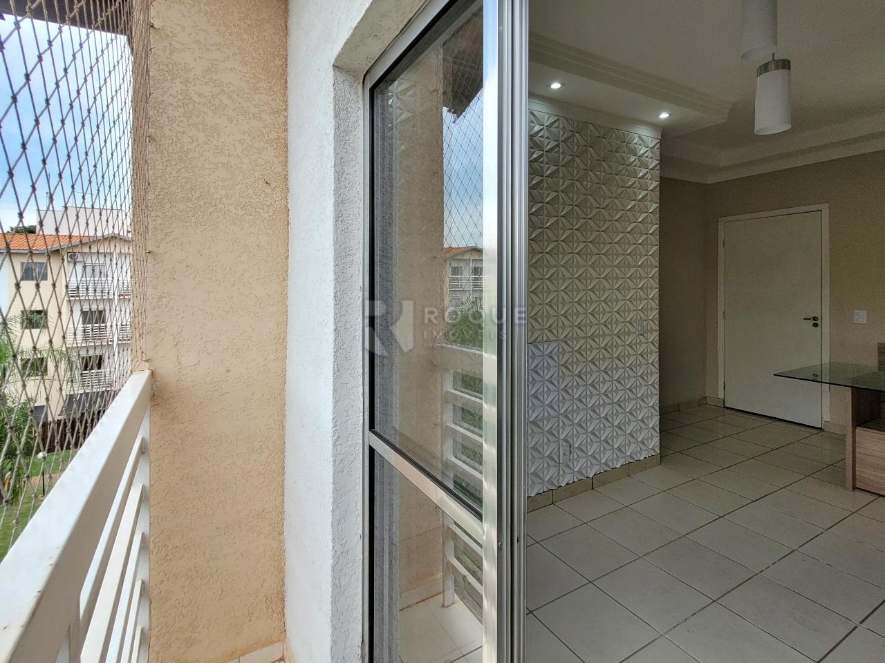 Apartamento à venda no bairro Jardim Parque Novo Mundo: VARANDA