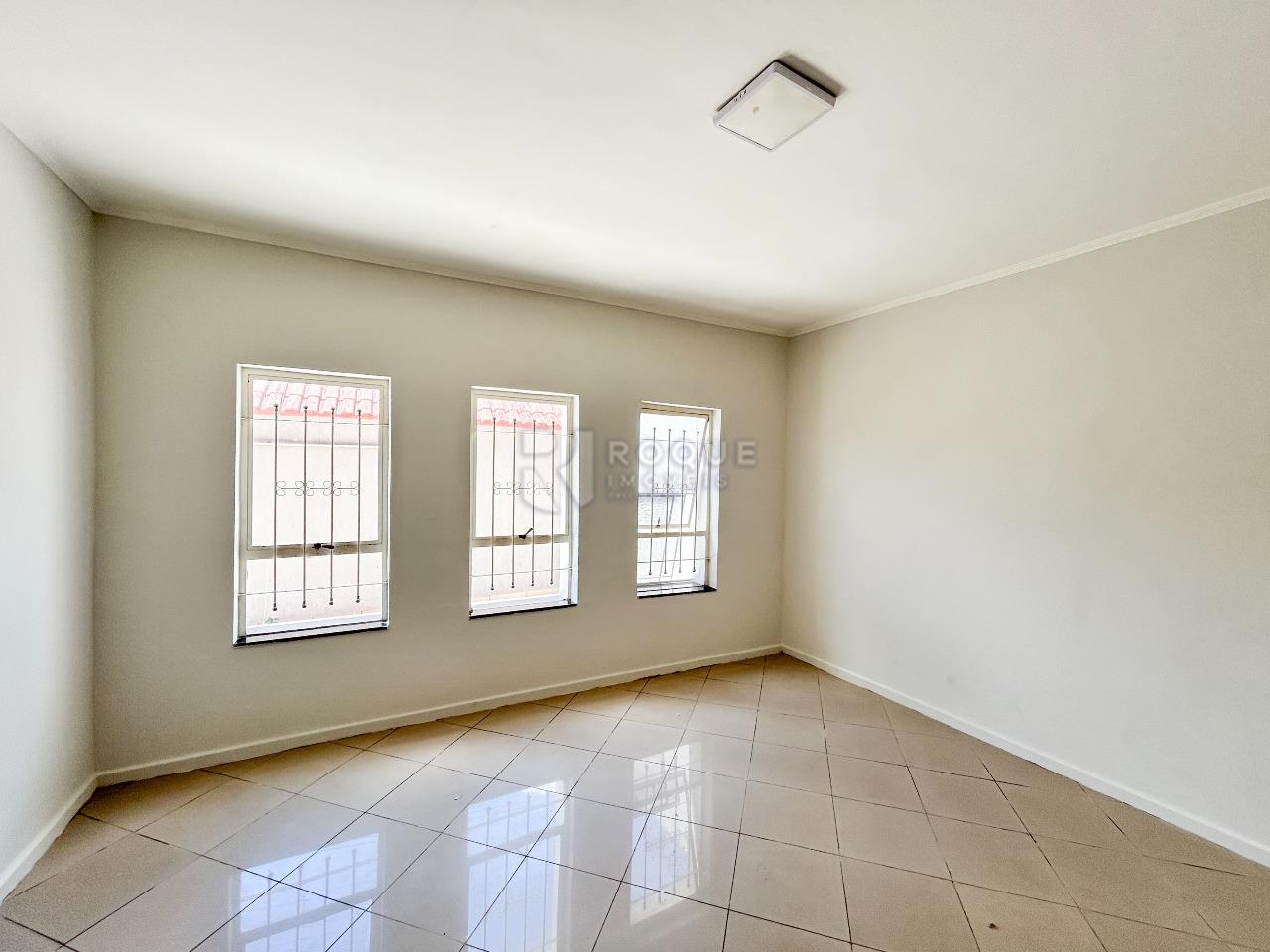 Casa Residencial para aluguel no bairro Jardim Nova Suiça: Sala 