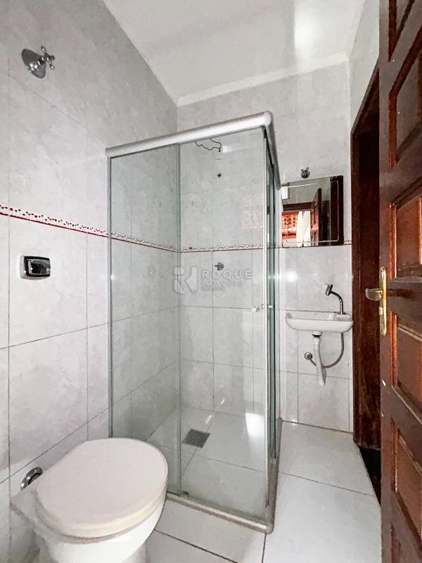 Casa Residencial para aluguel no bairro Jardim Nova Suiça: WC social edícula 