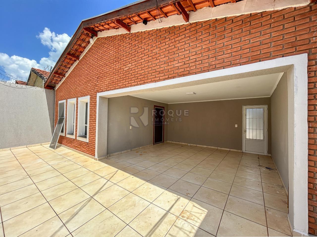 Casa Residencial para aluguel no bairro Jardim Nova Suiça: Frente / garagem 