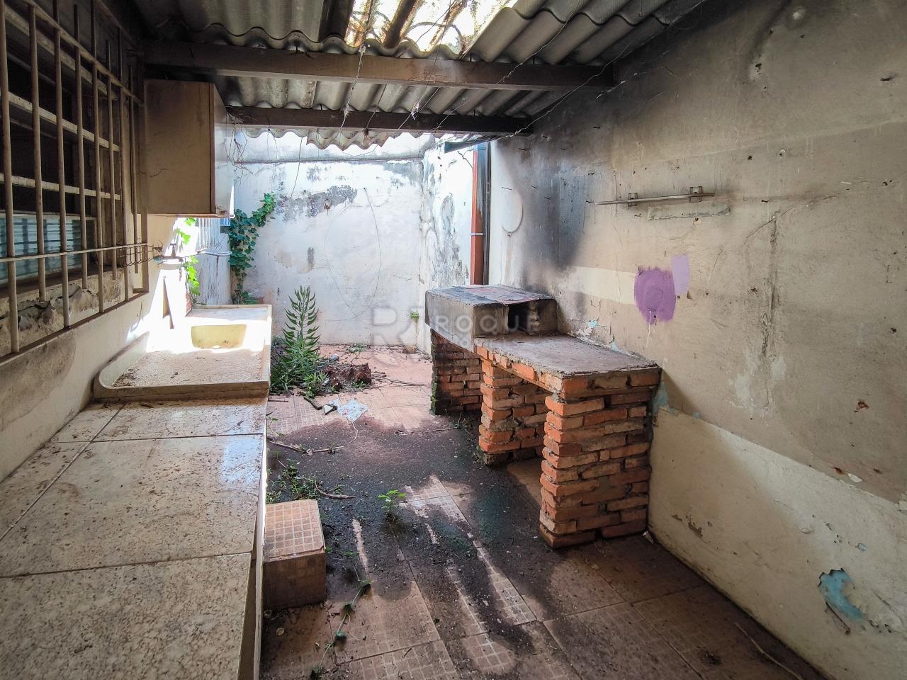 Casa Residencial à venda no bairro Vila Bragotto: ÁREA GOURMET / QUINTAL