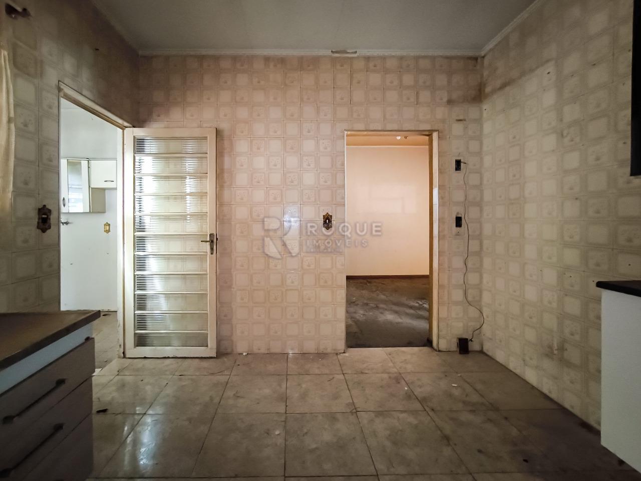 Casa Residencial à venda no bairro Vila Bragotto: COZINHA