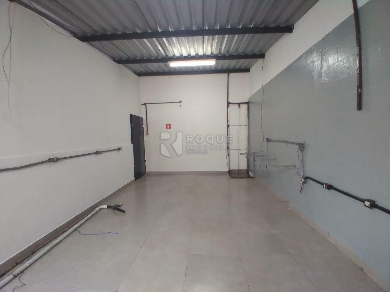 Barracão/Galpão para aluguel no bairro Residencial Rubi: PARTE SUPERIOR /SALA