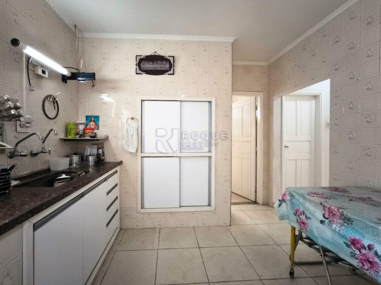 Casa Residencial à venda no bairro Vila Santa Lucia: COZINHA
