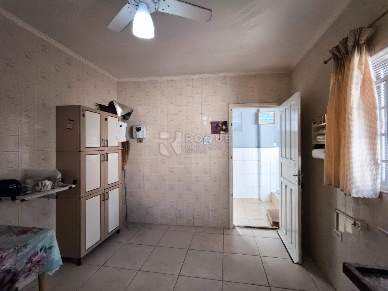 Casa Residencial à venda no bairro Vila Santa Lucia: COZINHA