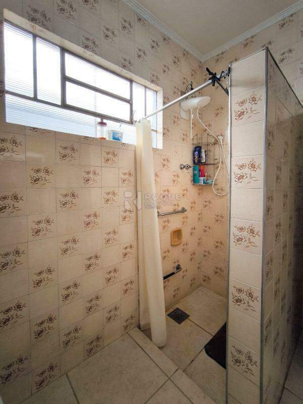 Casa Residencial à venda no bairro Vila Santa Lucia: BANHEIRO SOCIAL 2