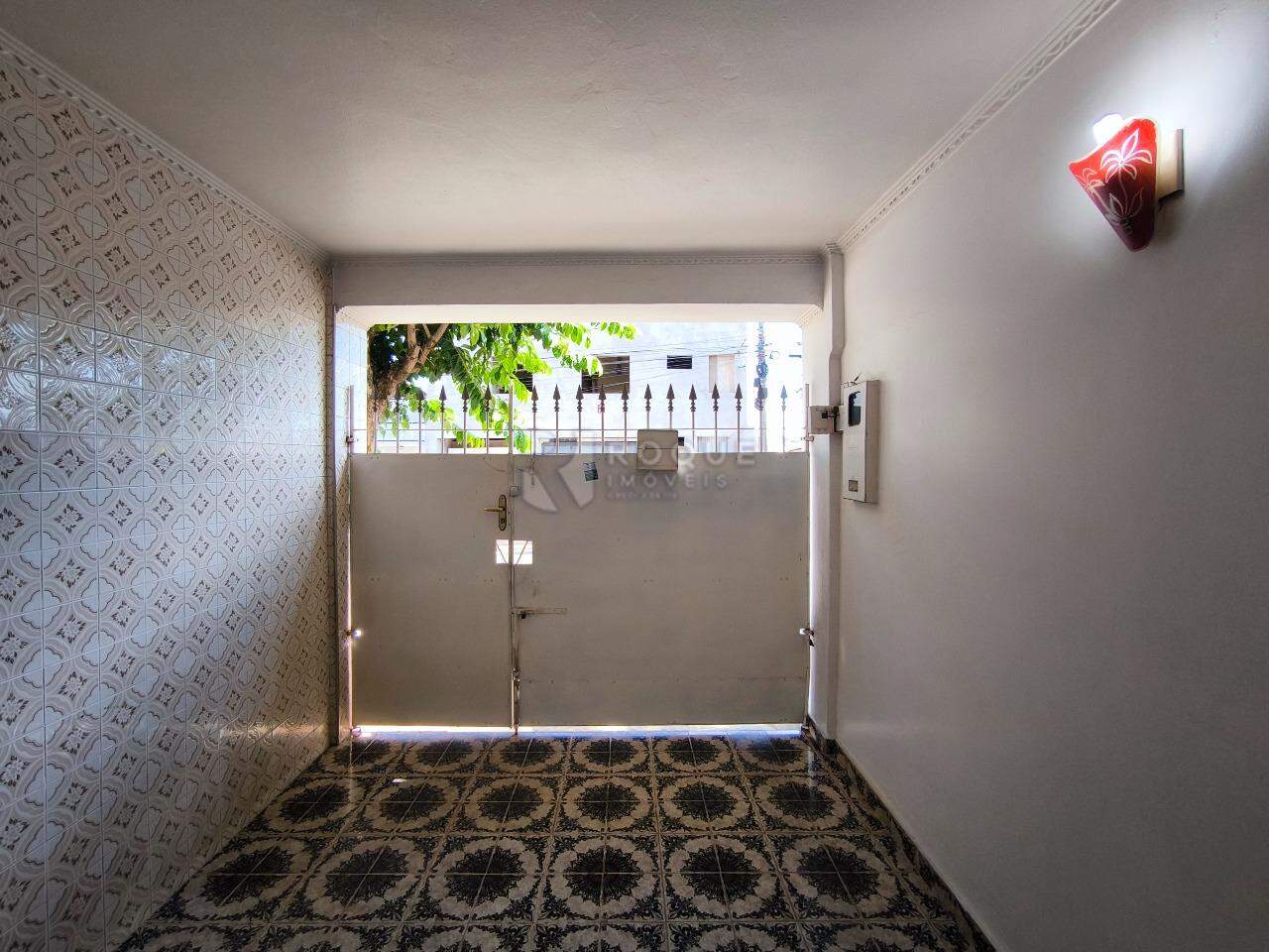 Casa Residencial à venda no bairro Vila Santa Lucia: GARAGEM