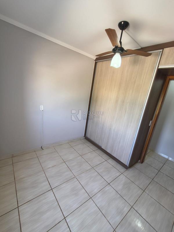 Apartamento à venda no bairro Chácaras Antonieta: 