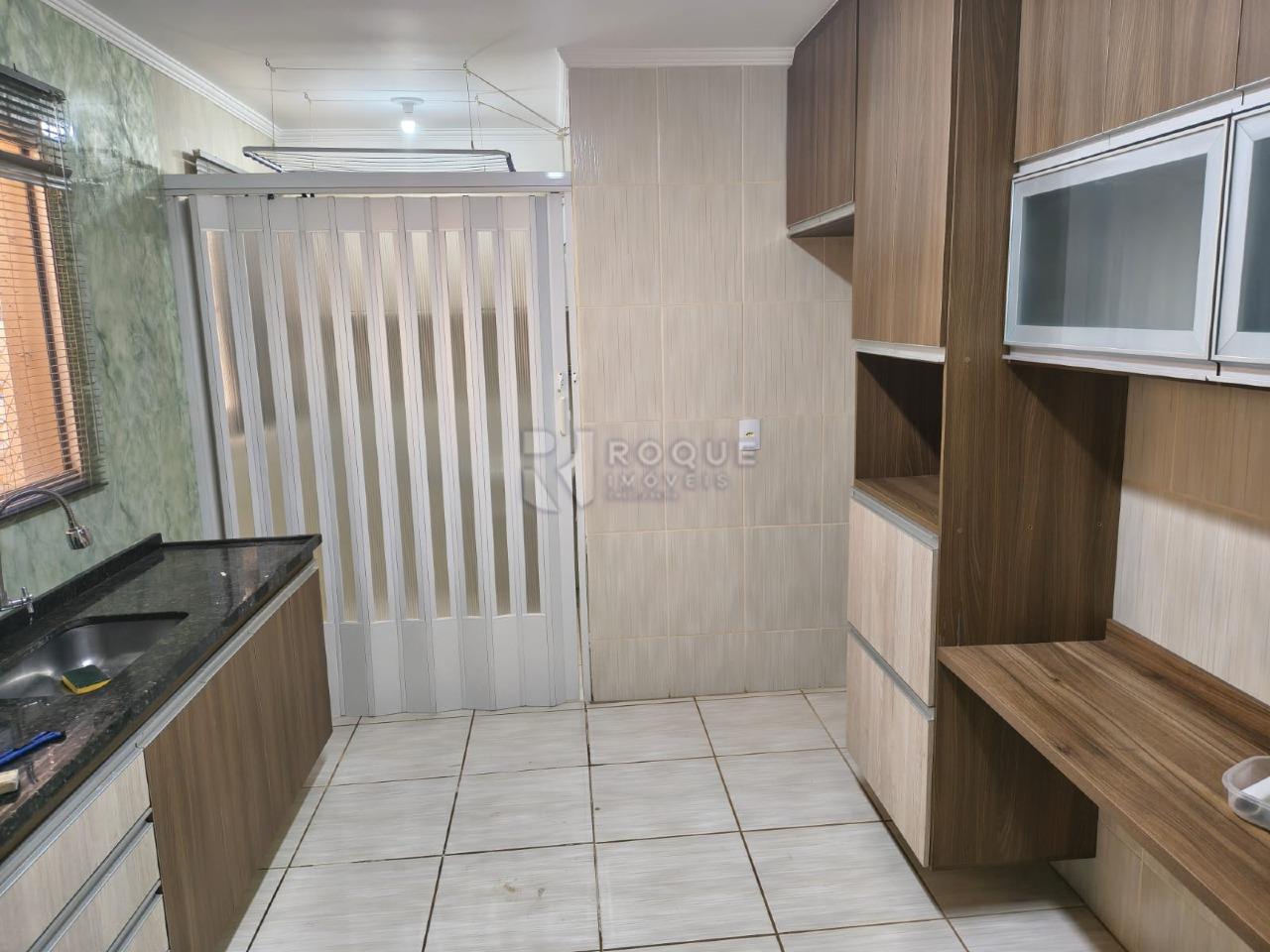 Apartamento à venda no bairro Chácaras Antonieta: 