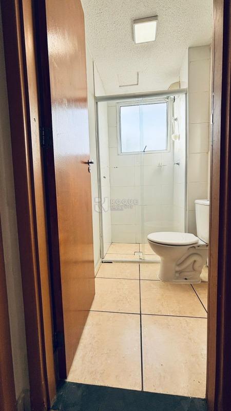 Apartamento à venda no bairro Residencial Costa Verde: BANHEIRO